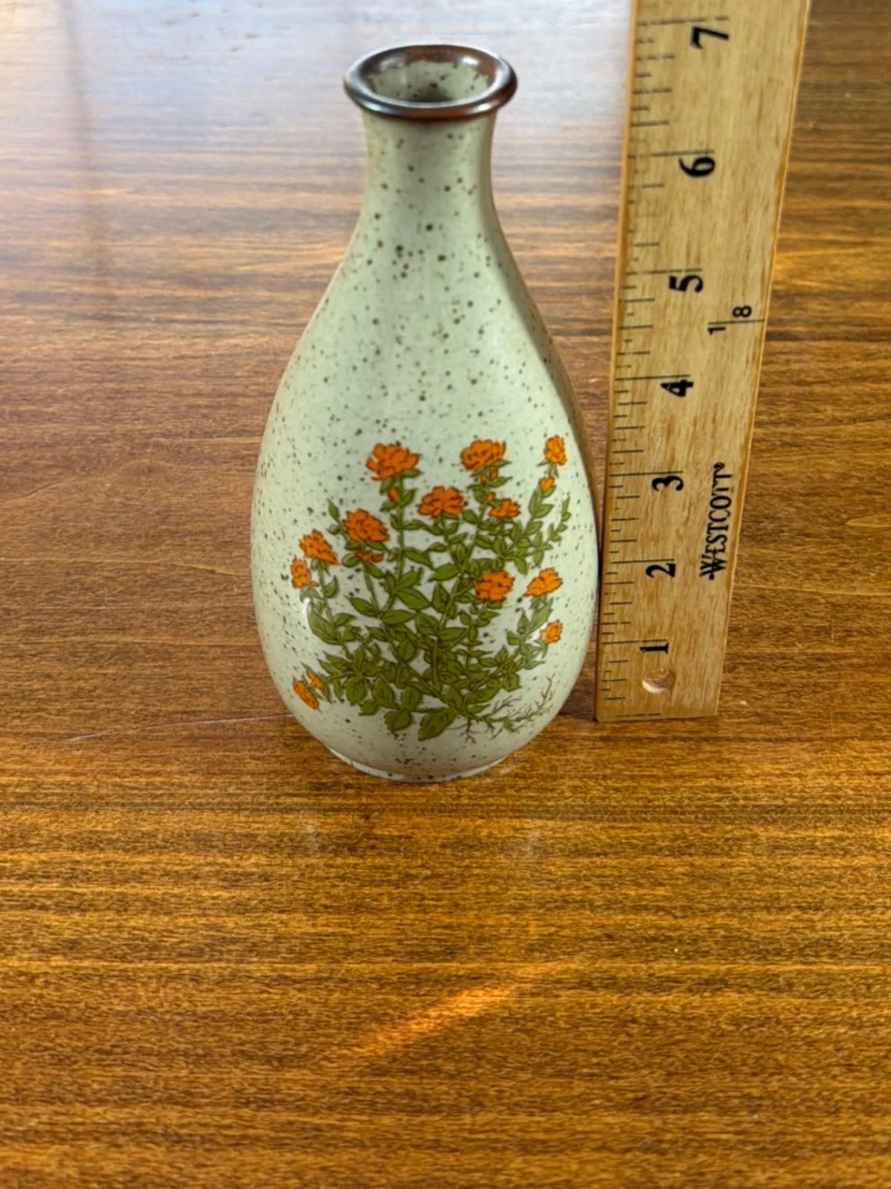 Vintage Takahashi Speckled Bud Vase 6.5”